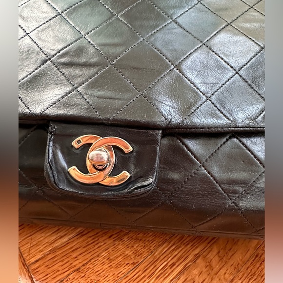 Vintage 1989 Chanel medium classic flap - Picture 6 of 16